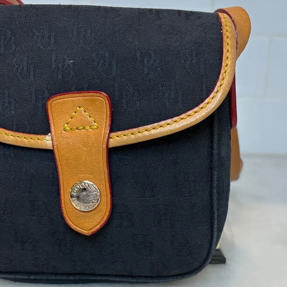 Dooney & Bourke Purse Handbag Pocketbook signature canvas mini Crossbody bag